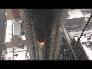 Fire rips through Manhattan high-rise killing 1