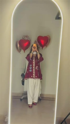 Beautiful Standing Mirror Review from Omar Mirror Hub