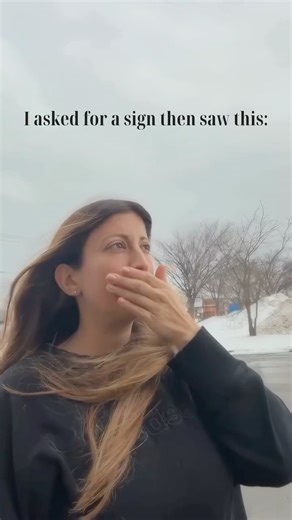 𝐓𝐇𝐄 𝐀𝐑𝐓 𝐎𝐅 𝐋𝐀𝐒𝐇𝐈𝐍𝐆 by Tini 🇨🇦 EN - FR on Instagram: "The sign you didn’t know you needed. Restock time ✨ — Le signe que tu n’attendais pas. Time de refaire ton stock ✨"