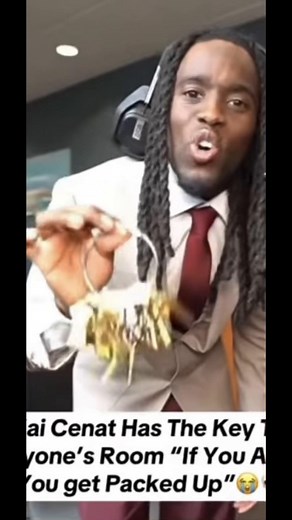 Bro Has the Key to Everyone's Room - Unbelievable Moment
