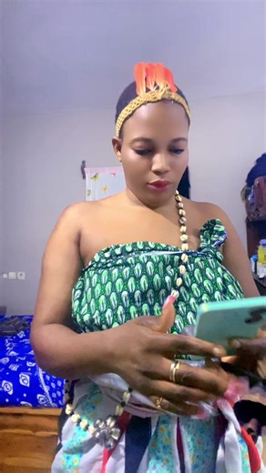 Vidéos de Vic nails (@vicnails2) avec son original - Vic nails