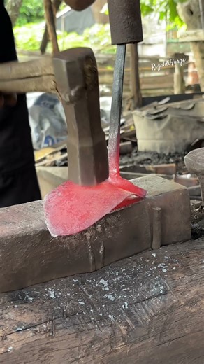 Traditional grass cutting tool making process. #blacksmiting