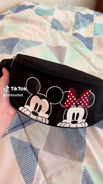 Packing Essentials for a Day at Disney World