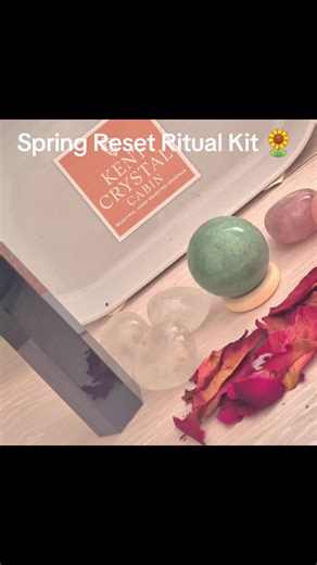 🌸 SPRING RESET RITUAL KIT 🌿 Spring is your permission to begin again. Release old energy with Black Obsidian. Set clear intentions with Clear Quartz. Invite self-love with Rose Quartz. Welcome growth with Green Aventurine. A simple 5-step ritual to step into the new season feeling lighter, aligned and ready 🌱 Limited pieces available 🤍 Shop via link in bio – Kent Crystal Cabin #SpringReset #CrystalRitual #SmallBusinessUK #KentCrystalCabin #SpiritualGrowth