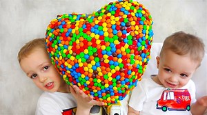 1M views · 10K reactions | Funny Baby Giant Candy Chocolate Challenge! #chocolate #kids #funny #childrens #vladcrazyshow #fun #forkids #cool | Vlad and Niki | Facebook