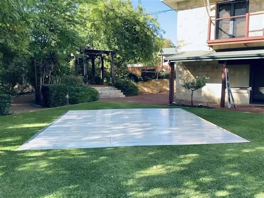 Spectacular Dance Floors for Outdoor Events