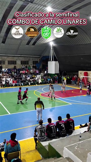 Después de una empate de 1 a 1 entre Combo de Camilo Linares vs Joomla FC, se fueron a la definición desde el punto penal, dejando como clasificado al Combo de Camilo Linares a semifinales #deporte #olimpiadanavideña44 #paratiiiiiiiiiiiiiiiiiiiiiiiiiiiiiii #futboldesalon #crack @Tatiana Velasquez @@Monik_V22💜 @Jhonatan Londoño @AilerG @Edison Bernal