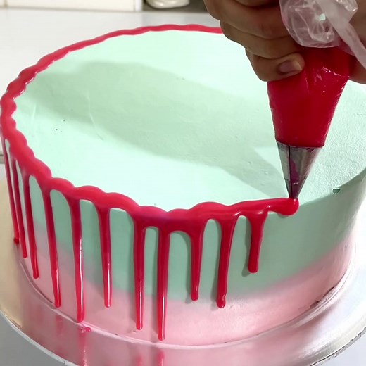 Lol Fun Doll Birthday Cake Decoration 🎂 #cake #cakes #dripping #cakedecoration #cakereels #reels #fbreels | HAFSI