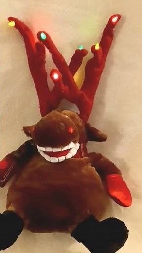 Dan Dee Animated, singing Reindeer plush