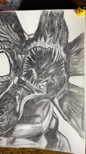 Drawing the Demogorgon #art #drawing #ytshorts #strangerthings
