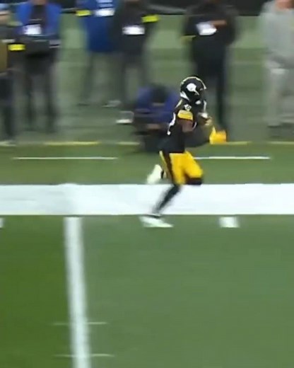NFL Top Plays (pt 215): Steelers Scoop and Score TD vs Bengals #steelers #nfl #highlights #topplays