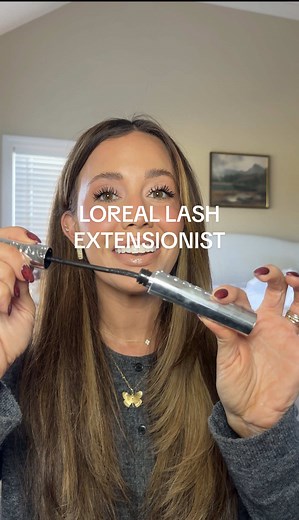 This @loréal paris usa extensionist mascara is doing the most✨I can’t believe it’s drugstore!! #lorealparispartner #drugstoremascara #mommakeup #makeuproutine