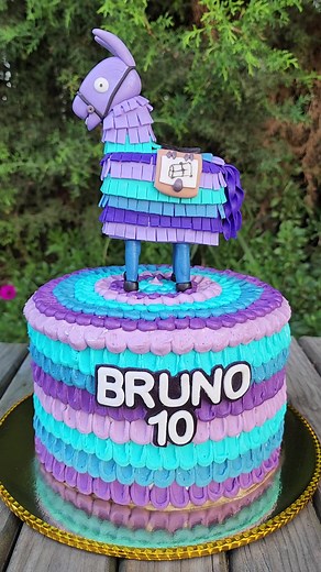 Pastel de Fortnite: Decoración de Llama en Buttercream