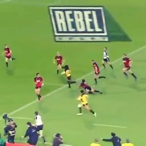 Hurricanes inside centre Ma'a Nonu blasts his way through a mismatch in the Crusaders defence after quick handling creates the space #rugby #superRugby | Grubbr