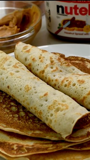 🤎EASY PANCAKE ROLLS🤎 1 cup Bisquick baking mix see note 1 egg 1/4 teaspoon vanilla extract 3/4 cup nonfat milk Fillings: lemon curd Nutella, or peanut butter and honey/jam ⭐ https://www.crazyforcrust.com/easy-pancake-rolls-3-ways/ | CrazyforCrust