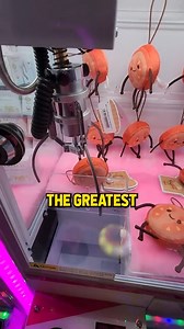 Most amazing win on world's smallest claw game!! 🐻🤯 | Arcade Matt