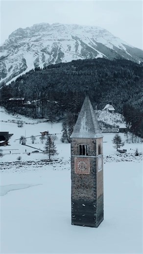 House Music from the Mountains - The Move for 2026