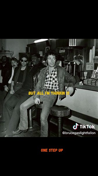 Bruce Springsteen - One Step Up (FANTASTIC acoustic version, part 2) #springsteen #brucespringsteen #springsteenlive #springsteentour2023 #onestepup