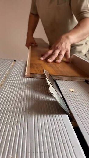 Step edge #parquet #parquet floor #master operation | Leo Room Decor