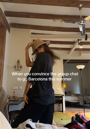 A WIN IS A WIN💥🍾🥂 💌DM for my free Barcelona guide & access to the best clubs in town 🤩 #barcelona #barcelonaguide #partyinbarcelona #BarcelonaTips #hotgirlsummer #BarcelonaTips