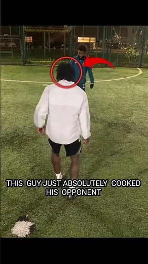 IS THIS SKILL POSSIBLE IN A GAME #football #soccer #pro #footballshorts #footballtiktok