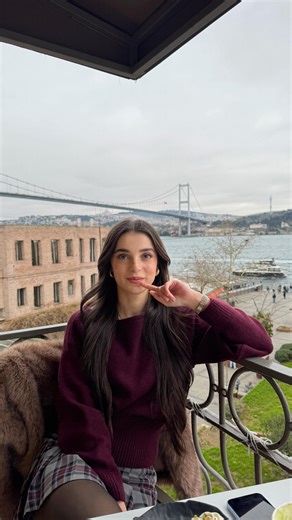 Yeliz Korkmaz on Instagram: "Kendime ayırdığım harika bir gün, sıfır yük ve OPPO Reno15 Pro ile yakalanan harika anılar... 🌿✨Şehrin içinde küçük bir kaçamak yapmak bana çok iyi geldi. Reno 15 Pro'nun 4K HDR özelliğiyle kaydettiğim her saniyeyi sizinle daha canlı paylaşabiliyorum! Çünkü #HayatKadrajında @oppoturkiye #OPPOReno15Serisi #İşbirliği"