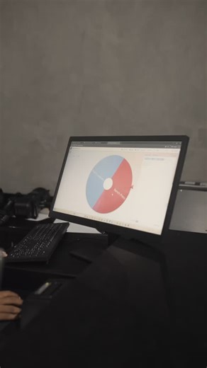 Get ready for Week 2 Challenge 2: Fitness Roulette! Spin, sweat, and push your limits in this dynamic, all-round fitness challenge. 🏆 Four winners will be selected: one man and one woman per challenge 🎁 Winners take home 2-week VIP Membership vouchers plus surprise gifts throughout the challenges! Challenges kick off Monday 24 November 2025. Are you ready to take your fitness to the next level? Register at reception to secure your spot! #ProFitnessHealthClub #ProFitnessGames #FitnessChallenge 