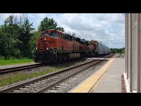 La Plata Rail Days 2025 -- eastbound V train rolls through the Amtrak depot