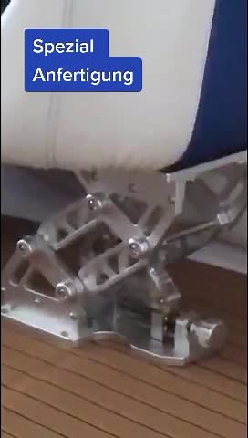 #powerboat #böötle #motorboot #luxus #sportboot #speedboot #schweiz #caminada #arbeit #schweizertiktoker #technik