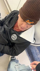 Kawawa naman sya, naglayas daw sa magulang nya. Kilala nyo ba sya? . . p.s. joke-joke lang po ito, wag seryosohin HAHAHAHA | Pauline Tale