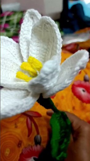 super easy crochet flower stick. tutorial coming soon 🤗🤗🤗