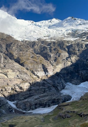 Discover the Breathtaking Waterfall on Your Hike