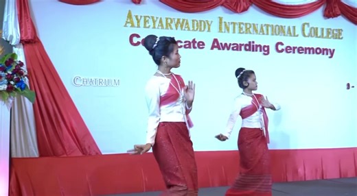 Mon Traditional Dance #mon #burma #myanmar #burmesetiktok #burmese