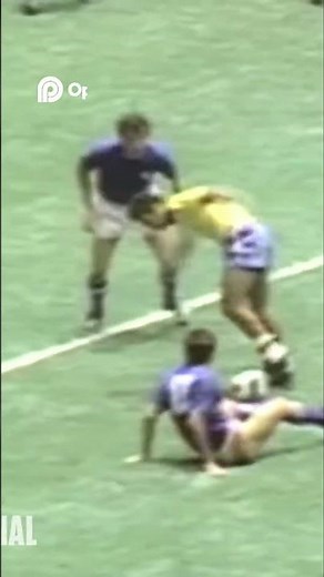 Rivelino l Soccer Match Incredible Plays Near the Goal! Watch This!