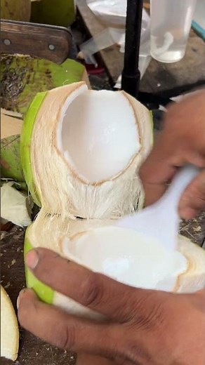 Young coconut cutting skill #shorts #streetfood #fresh #fruit #coconut #explore