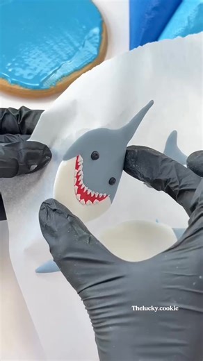 1.1K views | Shark cookie麗 #cookiedecorating #satisfying #asmr #shark | Cookies frenzy | Facebook