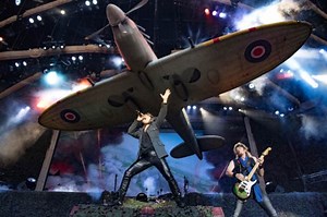 IRON MAIDEN's BRUCE DICKINSON: Why Spitfire Replica Is 90 Percent Of Actual Size
