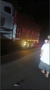🚨Choque frontal entre taxi y tráiler, en la carretera federal 200, antes de Sayulita 🚨 | Vive Puerto Vallarta
