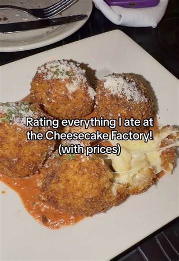 What should I order next time? 😋 Cheesecake Factory 📍 Beverly Hills, CA #cheesecakefactory #cheesecake #foodreview #foodtok #foodie