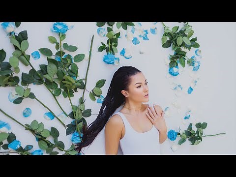 Jessica Baio - life jacket (Lyric Video)