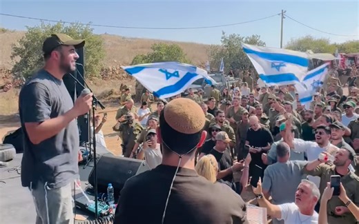 Israel’s musicians sing for troops and injured, mourners and missing