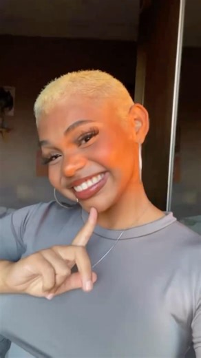 De quando eu cortei o meu cabelo 🥹 #cabelo #facavocemesmo #cachos #crespos