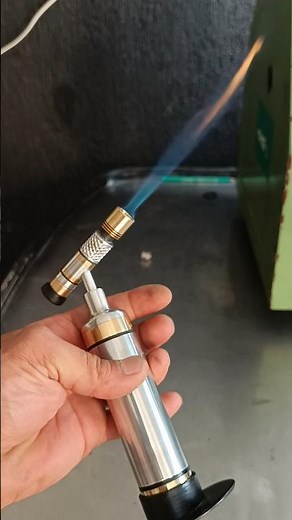 usinagem de um isqueiro maçarico