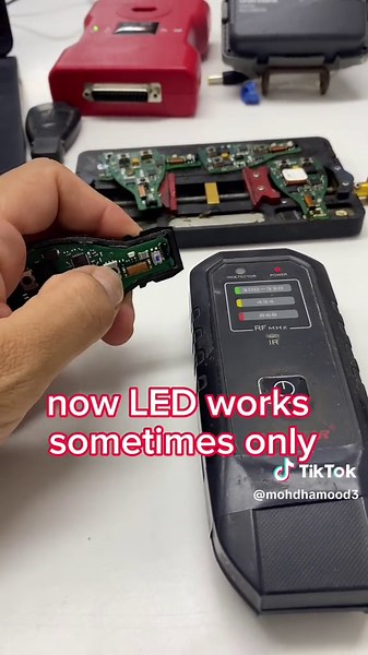 #fbs4 #mercedes #key #repair #programming #برمجة_مرسيدس #مفتاح #برمجة_السيارات #مفاتيح #مفتاح_ضايع #تصليح_السيارات #ريموت #برمجة_مفاتيح_سيارات #all_keys_lost #mercedes_s500 #mercedes_benz #cgdi #تصليح #solder #برمجة #programa