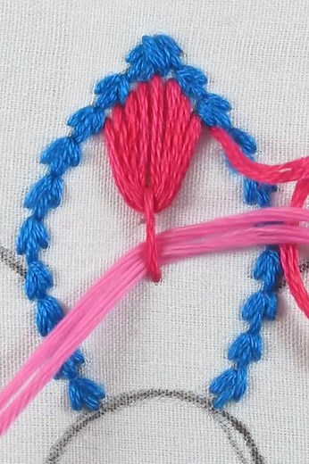 73K views · 615 reactions | ❤❤Most viral flower petal embroidery stitch tutorial❤❤ #viral #reelsfb #viralreels #reelsviral #trendingreels #viralvideo #satisfying #embroidery #tutorial | SR Embroidery | Facebook