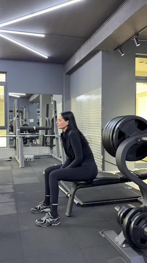 Effective Strength Training Exercises with Personal Trainer