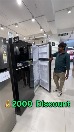 Ashu Malakar on Instagram: "🔥 Lifetime’s CRAZIEST electronics loot at Croma! Buy top smartphones, get ₹5999 TWS FREE! Grab 2.5 Ton AC, score 43” LED TV FREE (₹30,500 value) + ₹20K instant card discount! 😱 Washing machines, fridges, laptops – massive 10% off + ₹2K extra! Rush to your nearest store or CALL NOW! Numbers on screen! ⏰ Limited time! *T&C Apply. . . . . #cromaoffers #ElectronicsSale #khandwa #reel #viral #minivlog #smartdeals #freegift #acdeal #shopnow @croma.retail @ashufxvlogs"