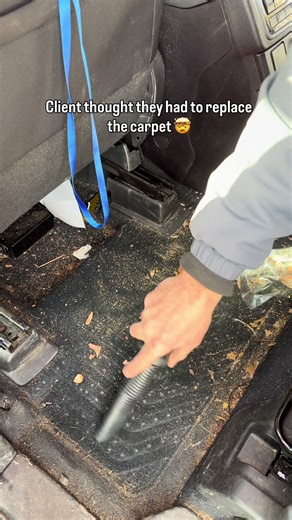 Might as well use this disaster as a quick lesson for those who are struggling with carpet cleaning! I struggled for a whole year on how to get carpets perfect. And one thing I’ve learned is you will not get most of them PERFECT! Try this and see the results you get! #howtodetail #detailing #carpetcleaning #shampooing