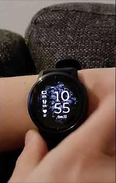 Garmin Venu 2 smart watch user interface