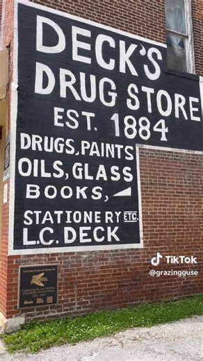 Congrats to Byway Members Maid-Rite and Docs Just Off 66 for making the Grazing Guse’s top 10 old school stops of 2025! If you haven’t been to these two places, be sure to check them out! ￼ Grazing Guse Girard Chamber of Commerce Visit Springfield | Illinois Route 66 Scenic Byway